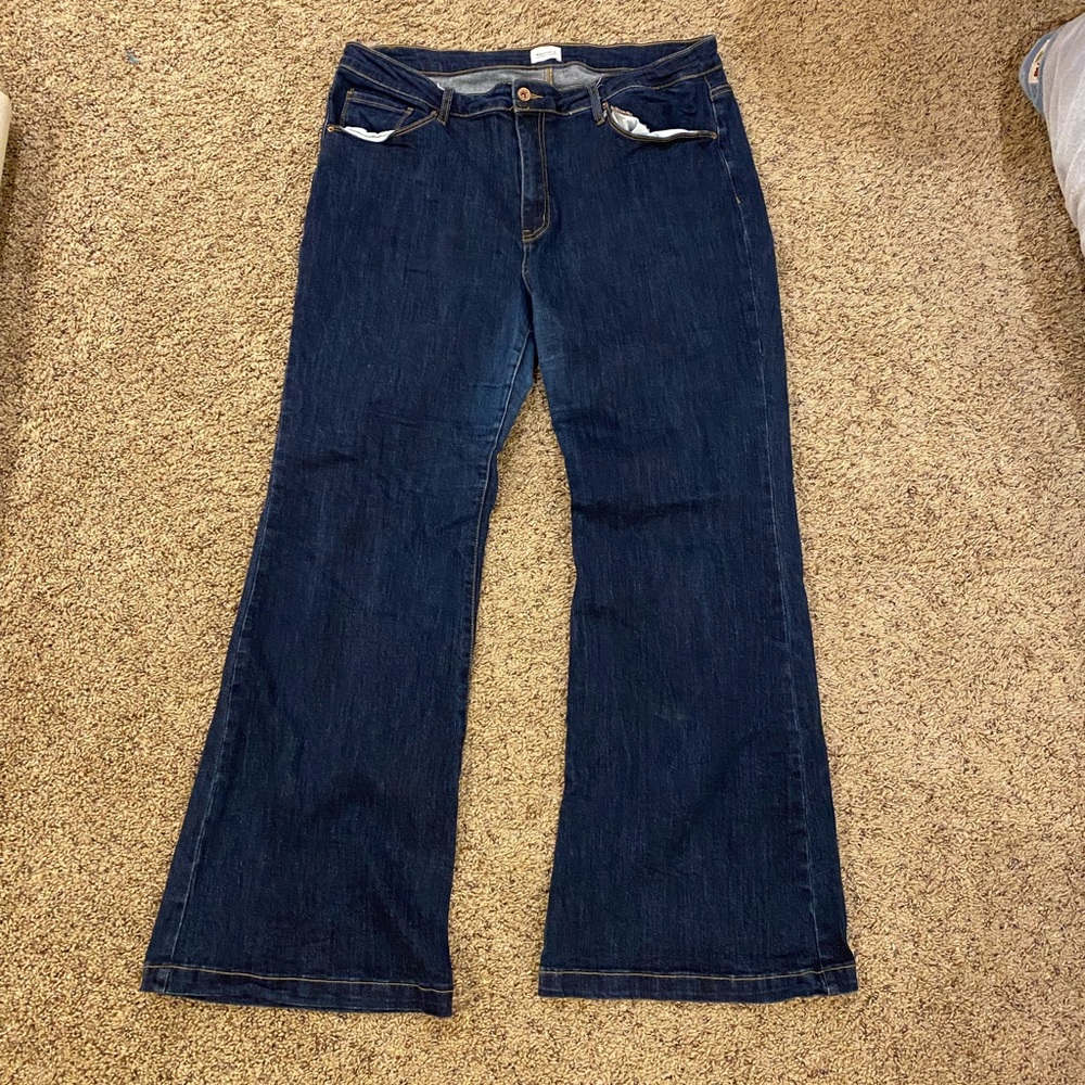 Special A Flare Jeans